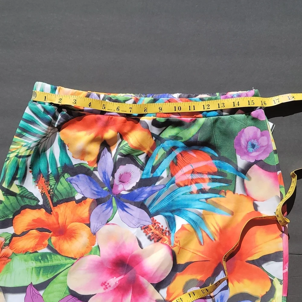 Joe Boxer Floral Print mini Skirt Size L - Picture 6 of 6
